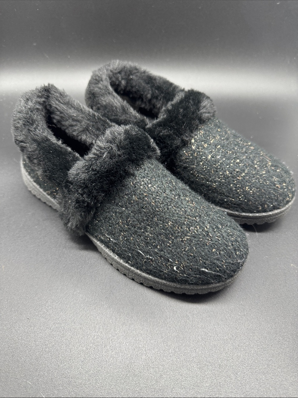 Skechers Black Memory Foam Plush Lining Sz 6
